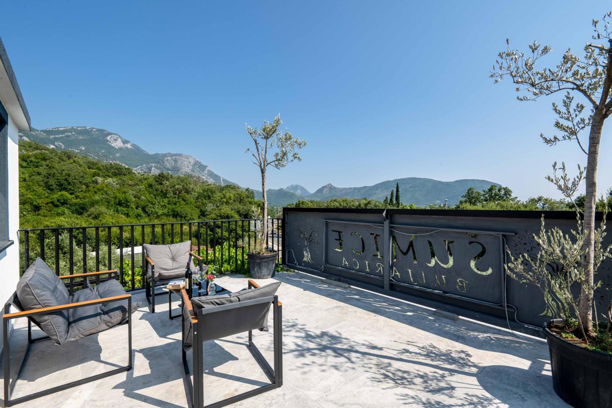 Sumice Inn Petrovac ภายนอก รูปภาพ